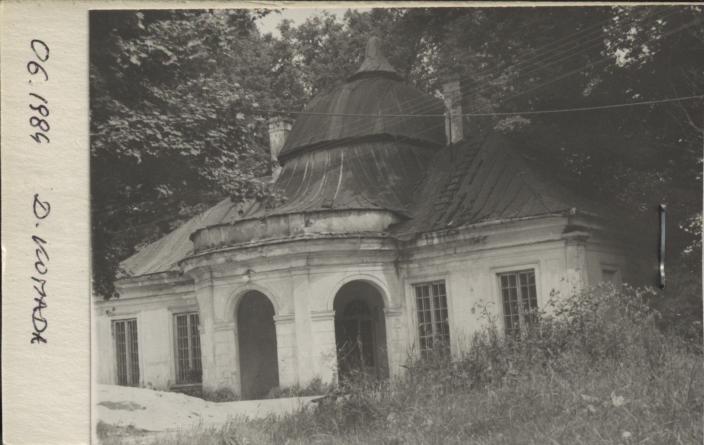 pałac, pawilon wsch., skan 2