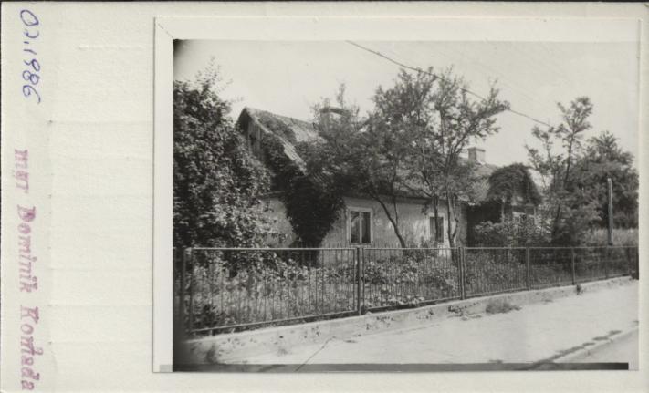 dom, ob. biblioteka publiczna, skan 2