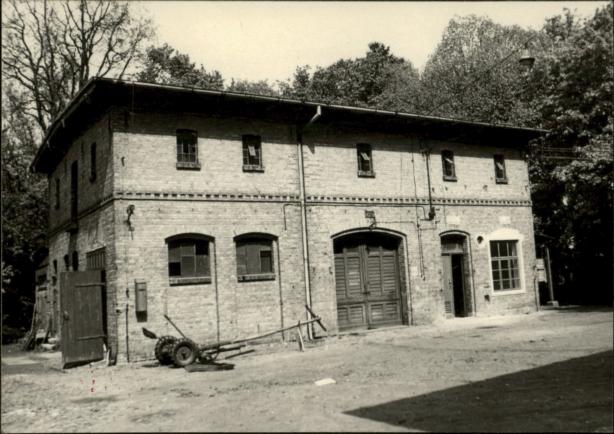 budynek gospodarczy III, skan 2