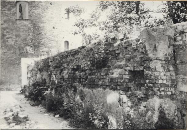 mur obronny - odcinek, skan 3