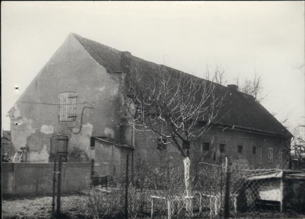budynek mieszkalno-gospodarczy, skan 3