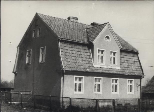 dom, skan 4