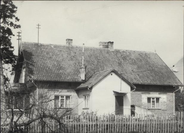 dom, skan 4