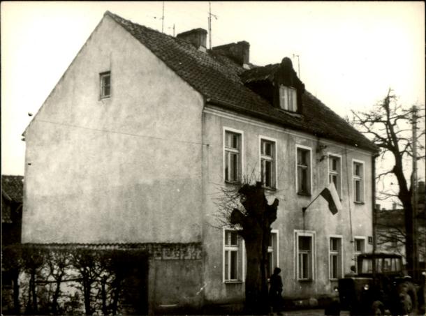 dom, skan 4