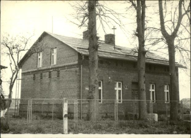 dom, skan 6