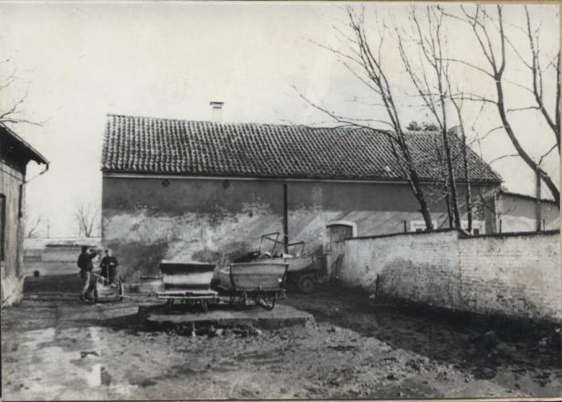budynek gospodarczy - stajnia, skan 3