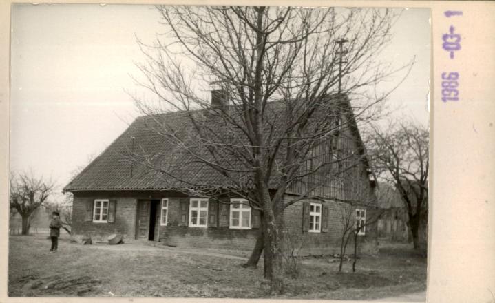 dom, skan 2