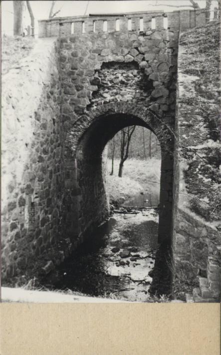mostek, skan 2