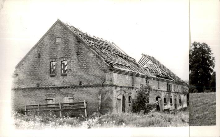 budynek gospodarczy, skan 2