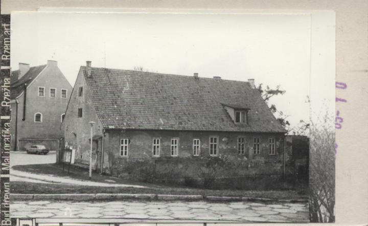 budynek mieszkalny, skan 4
