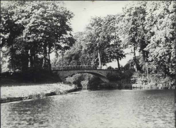 kanał elbląsko-ostródzki - most, skan 4