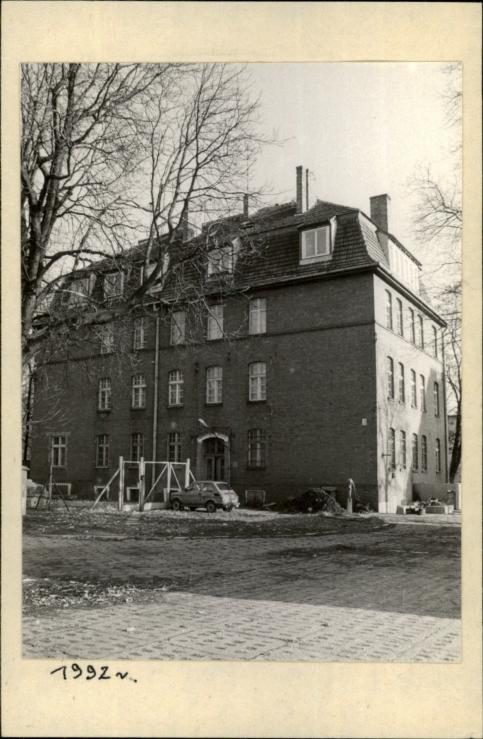 służby kwatermistrzowskie d. izba chorych, jednostka wojskowa (dawne koszary piechoty), skan 2