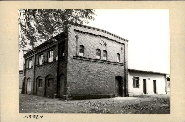 budynek magazynowy (15) - koszary ułanów, nast. artylerii, ob. jednostka wojskowa 14-96, skan 2