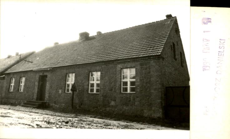 budynek mieszkalny, skan 2