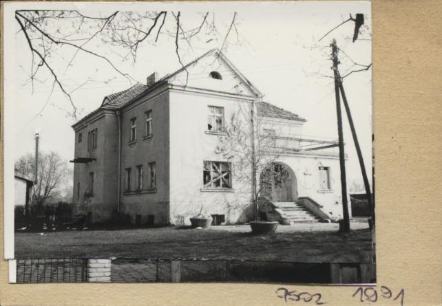 willa p. Wojciechowskiego, skan 3