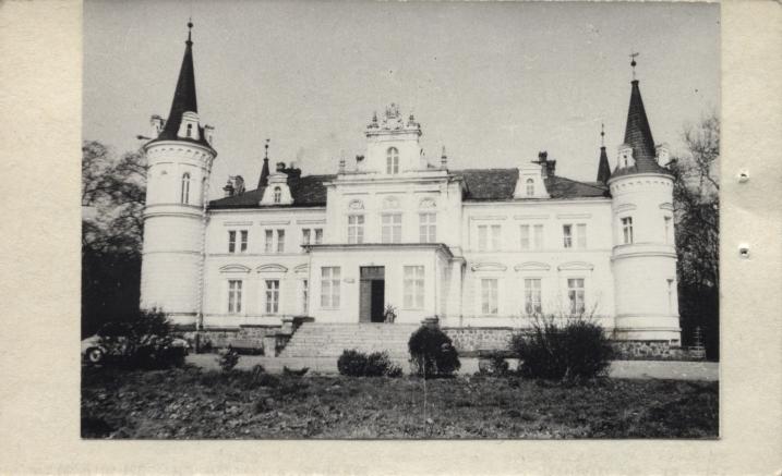 pałac, ob. internat, skan 2