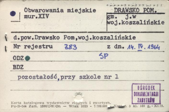 obwarowania miejskie, skan 1