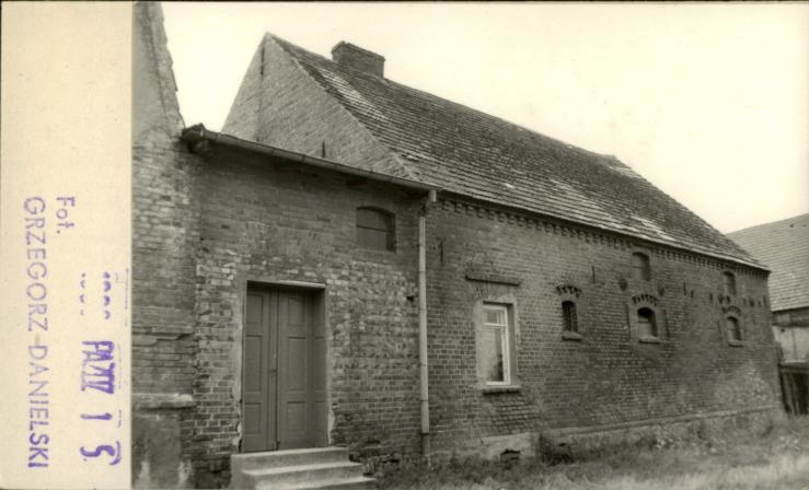 budynek gospodarczy, skan 2