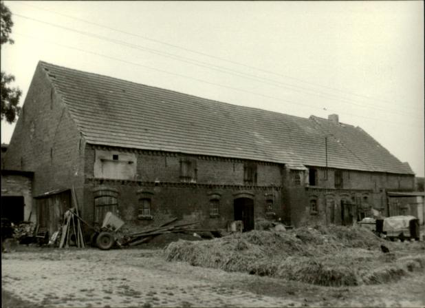 budynek gospodarczy, skan 3