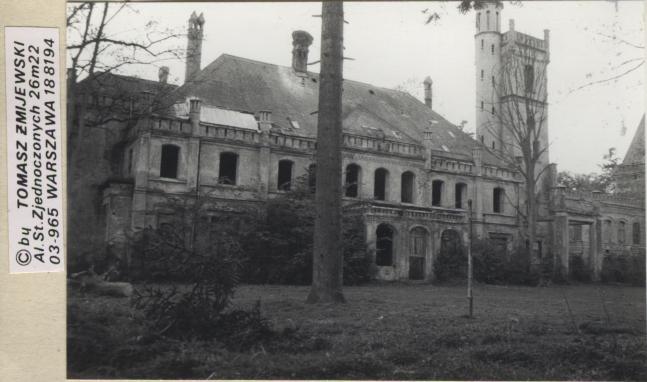 pałac (ruina), skan 3