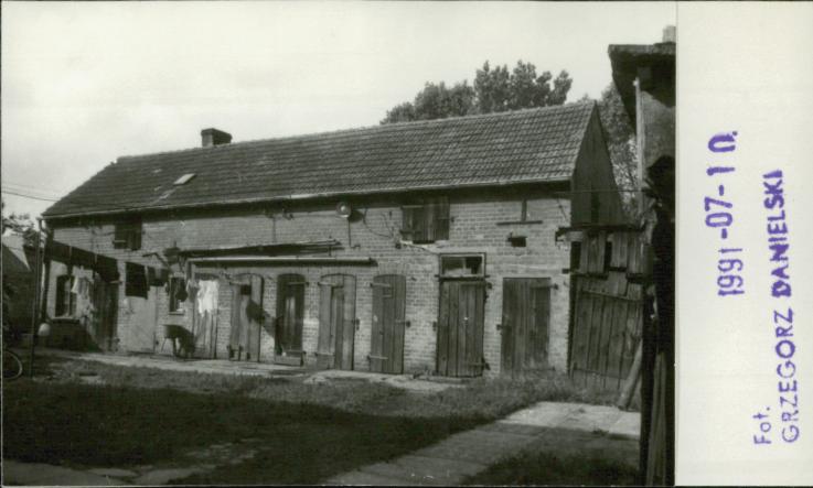 budynek gospodarczy, skan 2