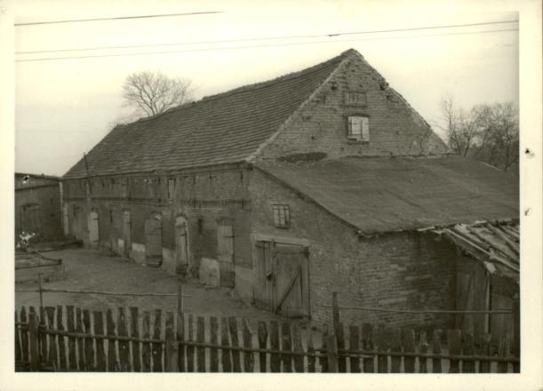 budynek gospodarczy, skan 3