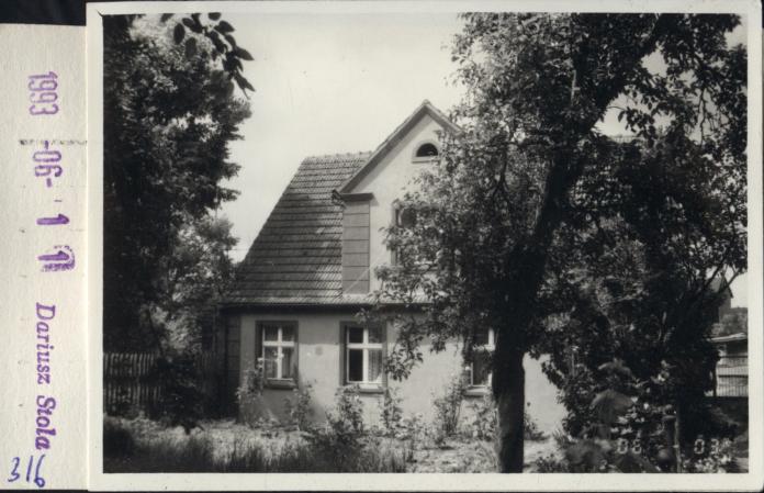 dom, skan 2