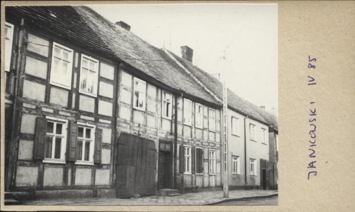 dom, skan 2