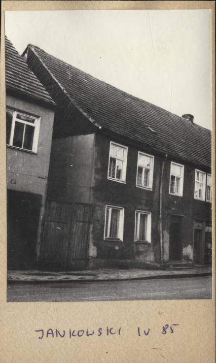 dom, skan 2