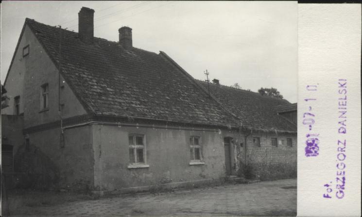 budynek mieszkalny, skan 2
