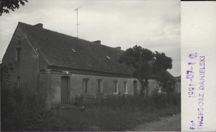 budynek mieszkalny, skan 2