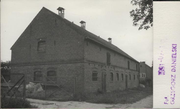 budynek gospodarczy, skan 2