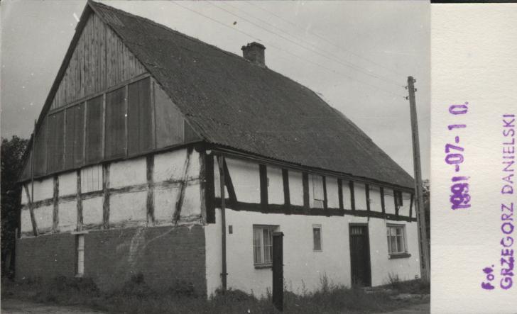 budynek mieszkalny, skan 2