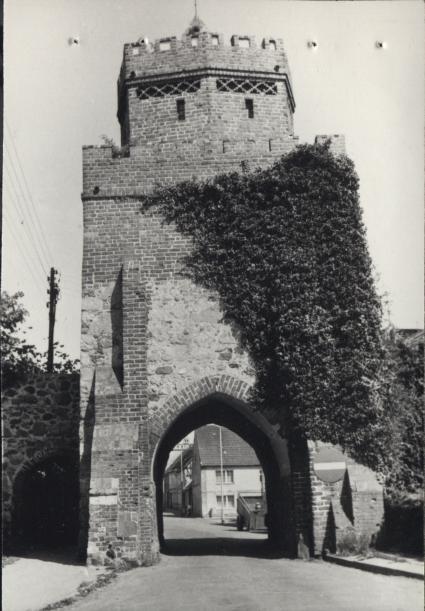Brama Chojeńska, skan 3
