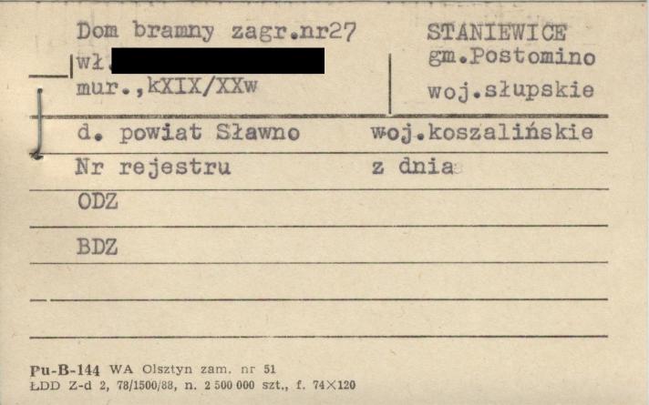 budynek gospodarczy z bramą (przejazdem), skan 1
