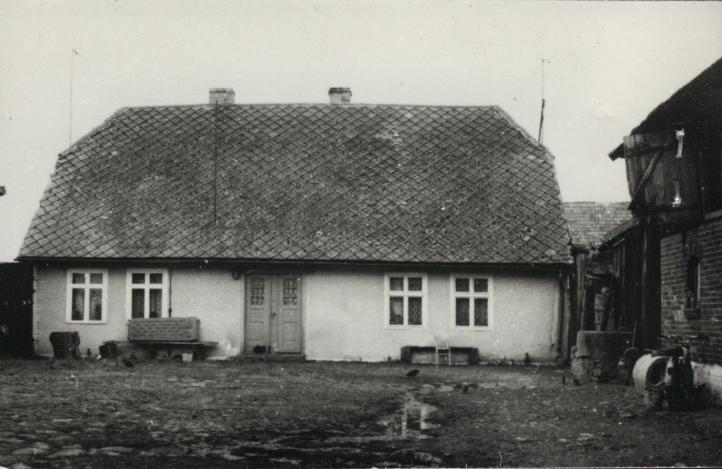 dom, skan 2