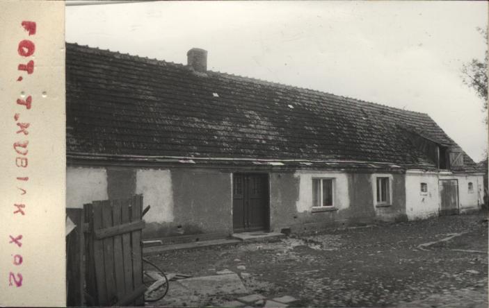 budynek mieszkalno - gospodarczy, skan 2