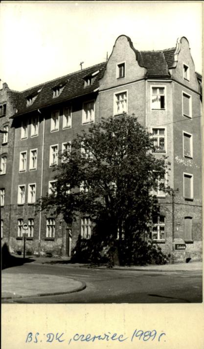 budynek mieszkalny, skan 2