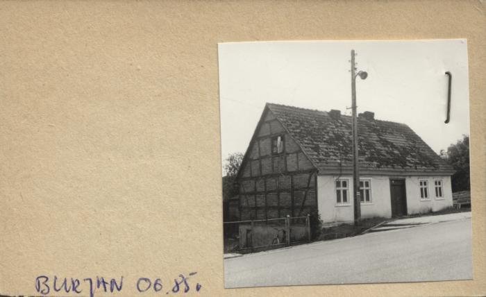 dom, skan 2