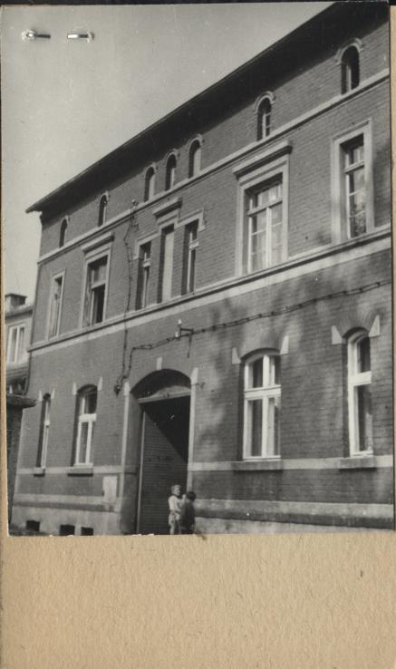 dom, skan 2