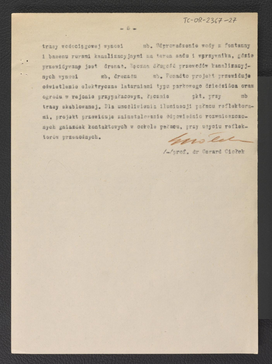 opis techniczny wstępnego projektu ogrodu zabytkowego w Kozłówce z 15 grudnia 1966 r. zawierający streszczenie przekazów historycznych, ogólną koncepcję projektu wstępnego, informacje o ukształtowaniu terenu, melioracji, drzewostanie oraz drogach; pięć kart, skan 5