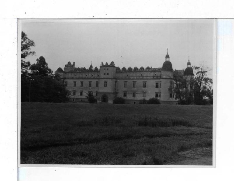 26 fotografii czarno-białych, skan 16