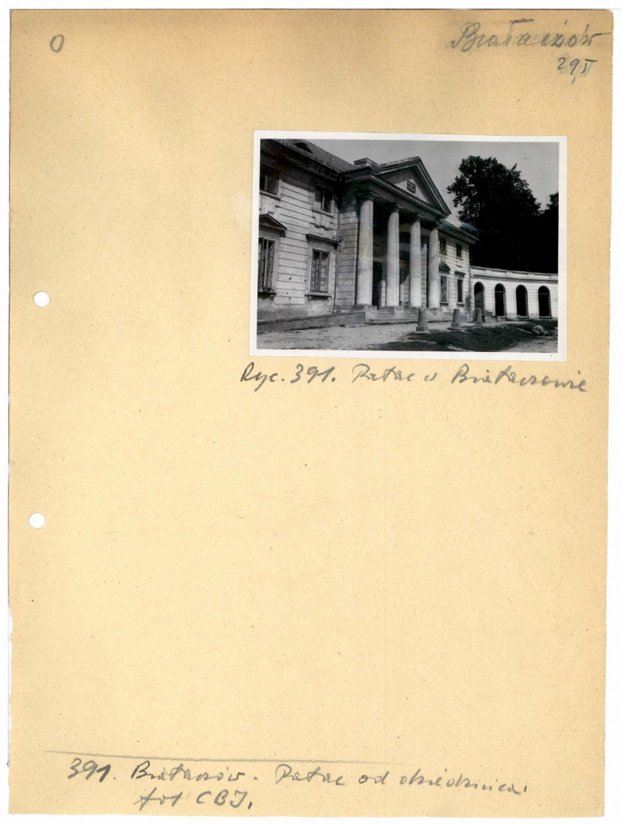 16 fotografii czarno-białych przed 1949 r.                    , skan 10