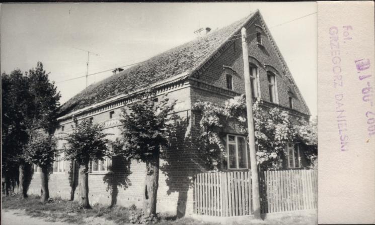 budynek mieszkalny, skan 2