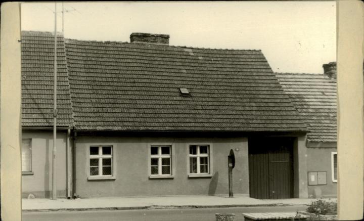 dom, skan 4