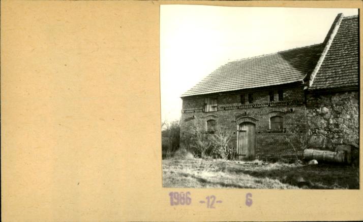 budynek gospodarczy II, skan 2