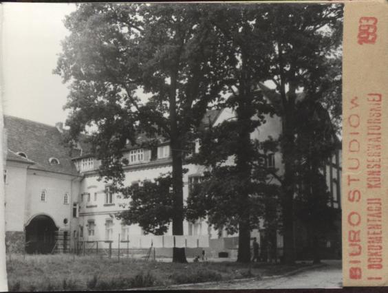 bank, ob. liceum, skan 3