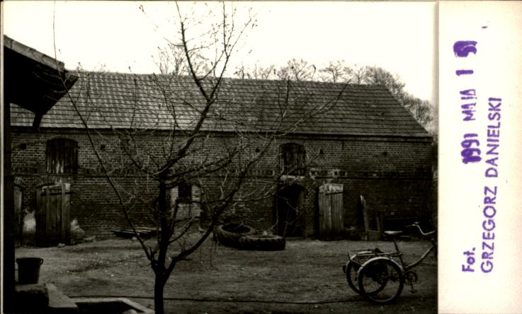 budynek gospodarczy, skan 2