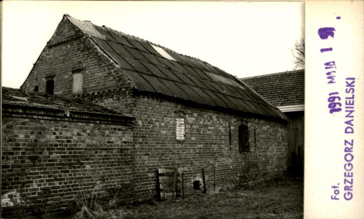 budynek gospodarczy, skan 2