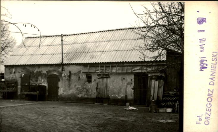 budynek gospodarczy, skan 2